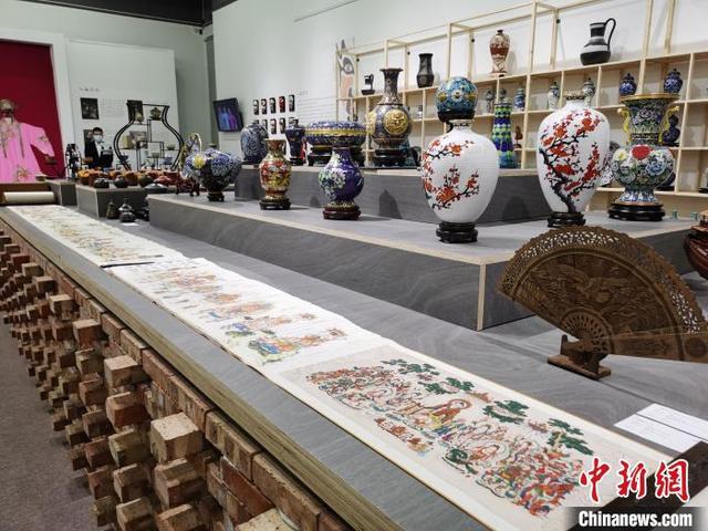重庆首个对外文化贸易基地挂牌 将建非遗推广中心|物流|西.